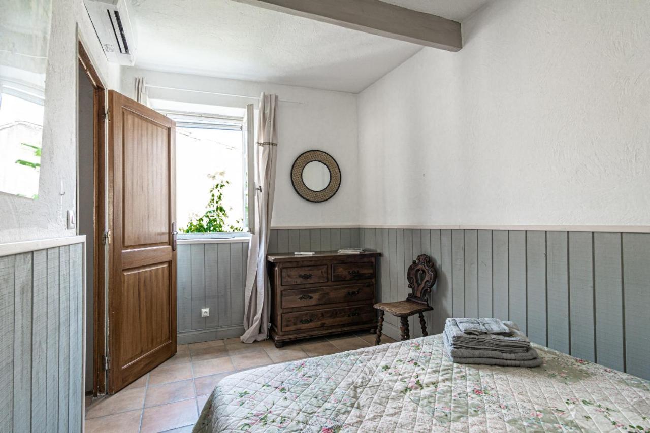 Maison De Village Au Coeur De LʼIsle-sur-la-Sorgue 외부 사진